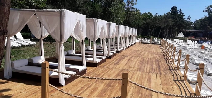 Companiile care prosperă vara, în timp ce alții se relaxează
