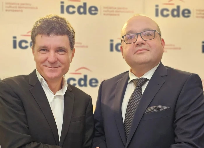 Valentin Naumescu respinge speculațiile privind șefia SRI