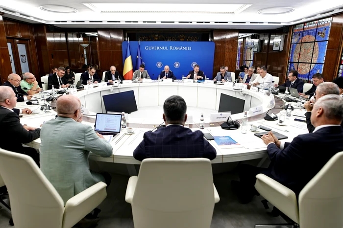 Reducere masivă a posturilor în administrația locală: Guvernul majorează tăierea la 25%