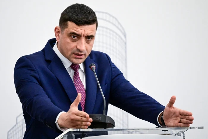 George Simion susține că locuințele sociale pot fi construite cu 35.000 de euro
