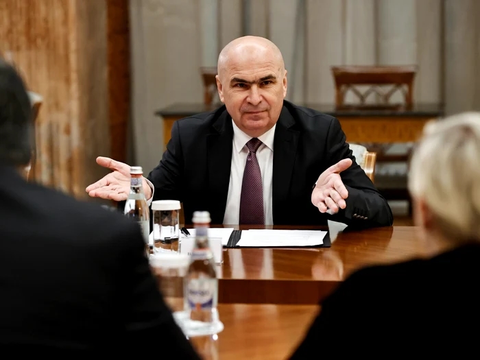 Tensiuni în Coaliție după amenințarea cu demisia premierului