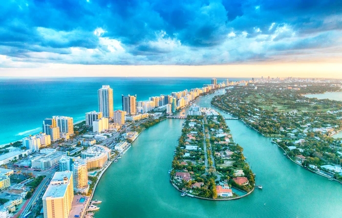 Șefii de la primării trimit funcționari la Miami cu banii contribuabililor