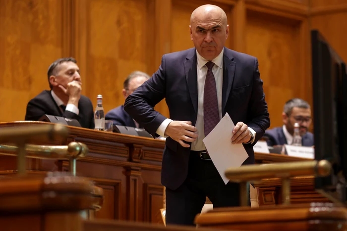 Guvernul își asumă răspunderea pentru reforma pensiilor magistraților